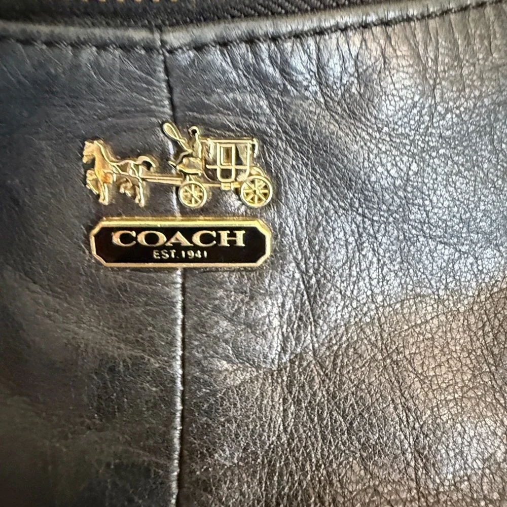 Coach Black Leather Crossbody Hobo Shoulder Bag Designer‎ Purse Handbag
